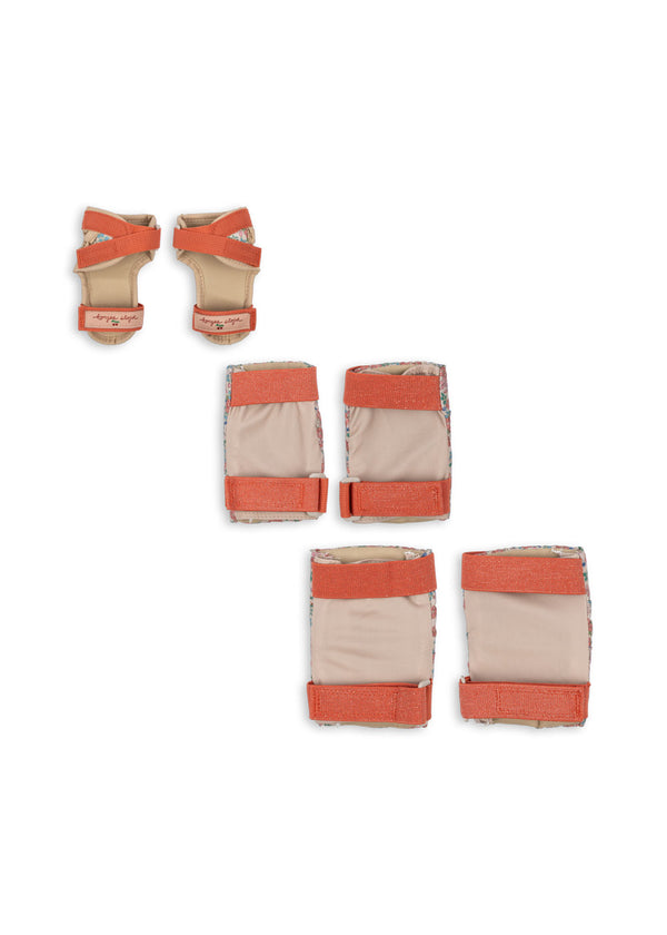 Kaluka protective equipment