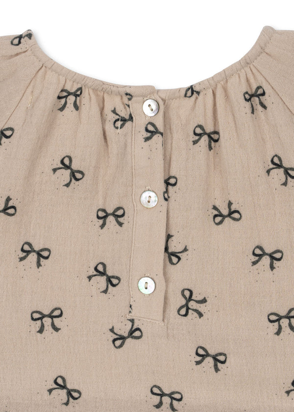 Coco Dress Bow Magnet