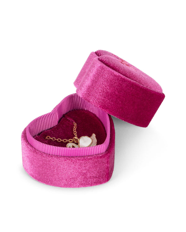 Box with swan necklace