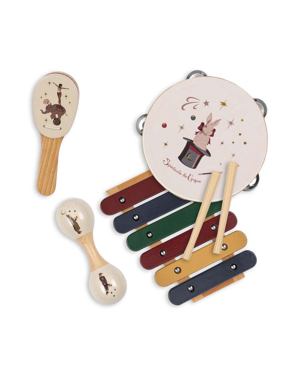 Music set in a suitcase Circus