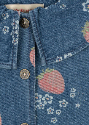 Knopfleiste des Magot Jeansshirts im Detail