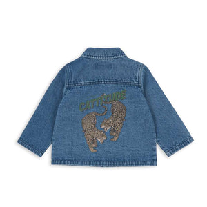 Konges Sløjd Magot Jeansjacke mit Cattitude-Design und weichem Bio-Denim für Komfort und Stil.