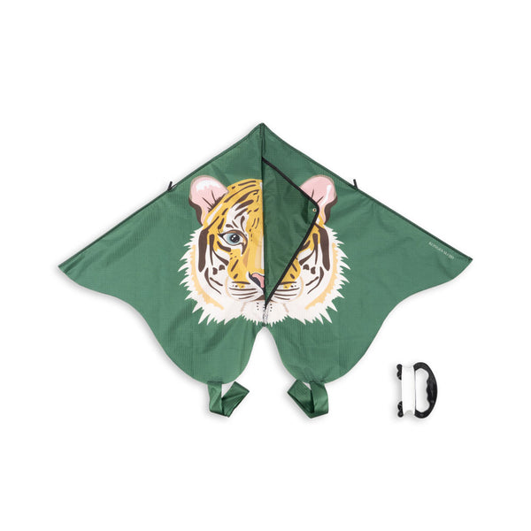 "Make me fly" Dragons Formal Green