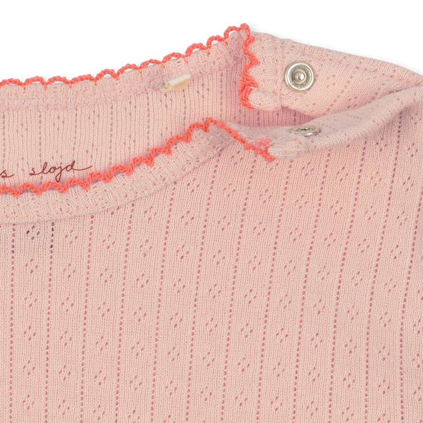 Konges Sløjd Strampler Minnie Pale Blush – Nahaufnahme
