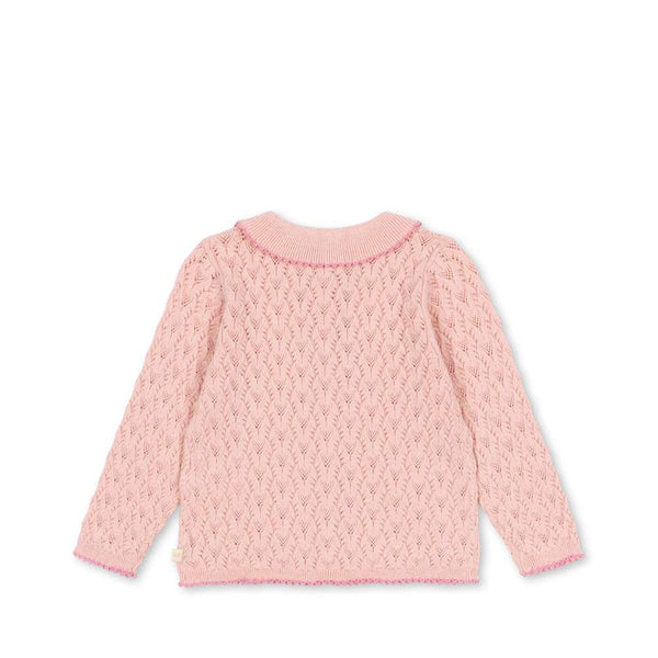 Konges Sløjd Strickjacke Rosier Light Rose – Nahaufnahme