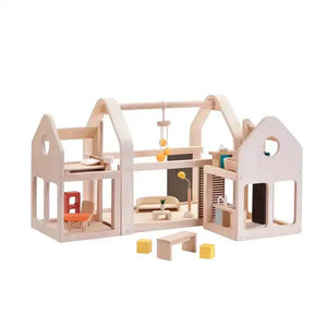 PlanToys Slide N Go Puppenhaus aus Holz, aufgeklappt mit Räumen