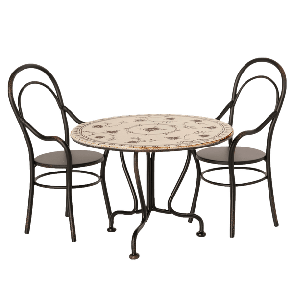 Dining table set with 2 chairs
