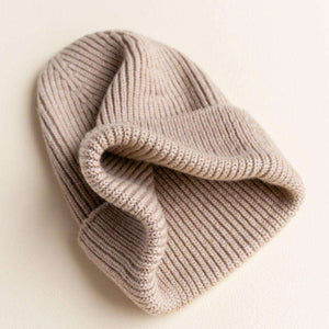Hvid Beanie Fonzie Sand – OEKO-TEX-zertifizierte, mulesingfreie Merinowolle