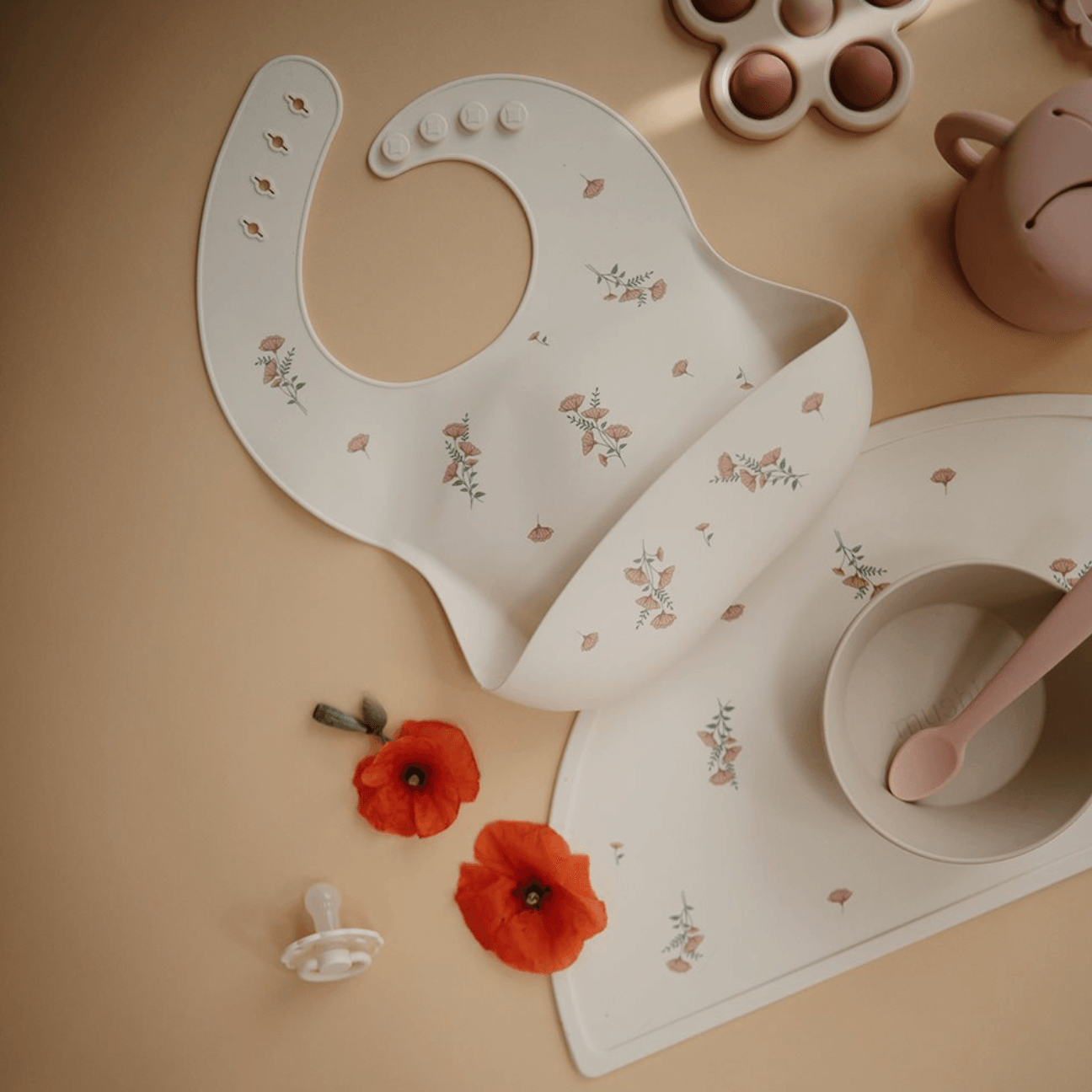 Mushie Silicone Placemat Pink Flowers